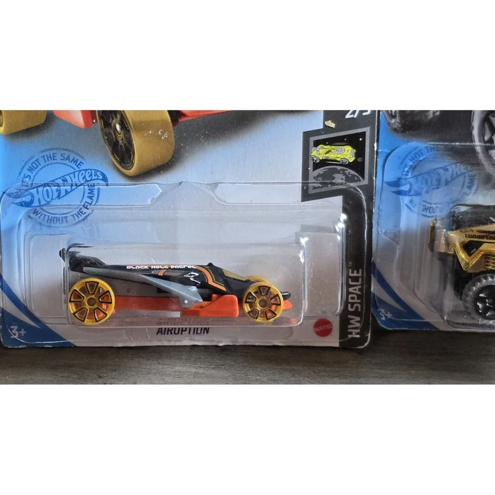 Space New AIRUPTION lot 3 HOT WHEELS HWPD AERIAL PATROL Bot Wheel DIECAST CARs